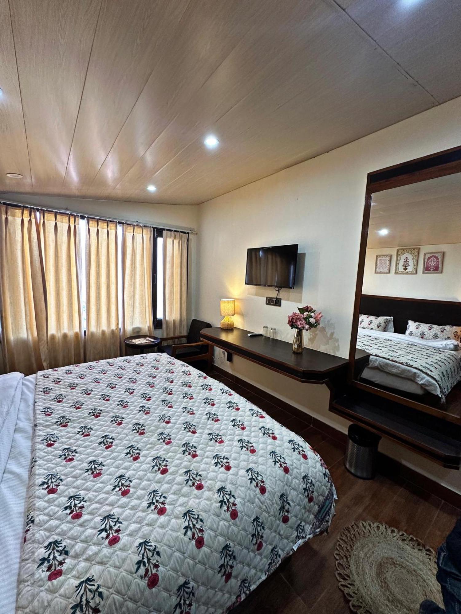 Himalayan Hideaway Bed & Breakfast Shimla Exterior foto